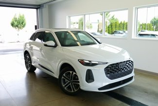 New 2025 Audi Q5 Premium image 1