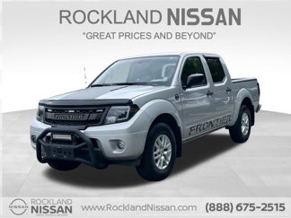 Used 2020 Nissan Frontier SV image 1
