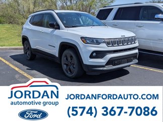 Used 2022 Jeep Compass Latitude image 1