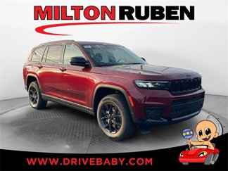New 2025 Jeep Grand Cherokee L Laredo image 1