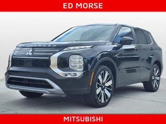 New 2025 Mitsubishi Outlander SE image 1
