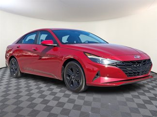 Used 2023 Hyundai Elantra SEL image 1