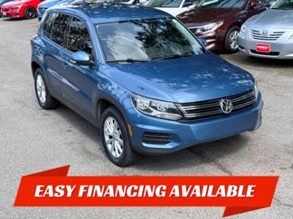 Used 2017 Volkswagen Tiguan Limited w/ Alloy Wheels Package image 1