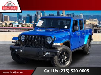 Used 2021 Jeep Gladiator Sport image 1