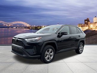 Used 2023 Toyota RAV4 XLE image 1