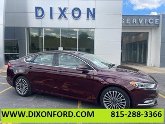 Used 2017 Ford Fusion SE image 1