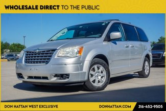 Used 2010 Chrysler Town & Country Touring image 1
