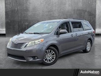 Used 2015 Toyota Sienna XLE Premium image 1
