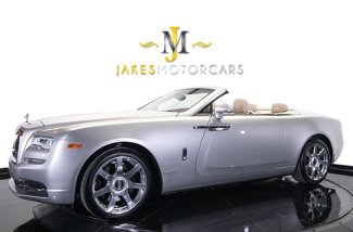 Used 2018 Rolls-Royce Dawn image 1