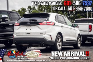 Used 2020 Ford Edge SE image 1