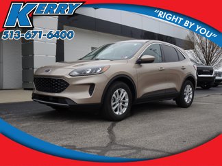 Used 2020 Ford Escape SE image 1