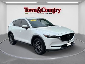 Used 2018 MAZDA CX-5 Touring w/ Preferred Equipment Package image 1