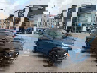 Used 2024 Buick Envista Sport Touring w/ Convenience II Package image 1