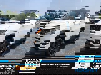 Used 2018 Jeep Compass Latitude w/ Popular Equipment Group image 1