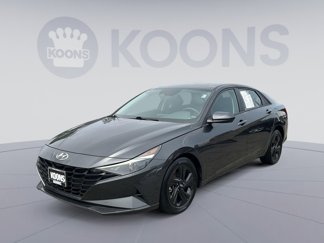 Used 2022 Hyundai Elantra SEL w/ Cargo Package image 1