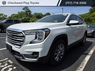Used 2022 GMC Terrain SLT w/ Tech Package image 1