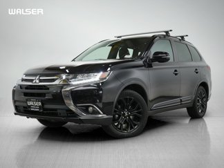 Used 2018 Mitsubishi Outlander LE image 1