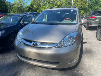 Used 2009 Toyota Sienna XLE Limited image 1