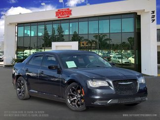Used 2019 Chrysler 300 Touring w/ Sport Appearance Package image 1