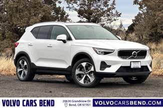 New 2025 Volvo XC40 B5 Core w/ Protection Package Premier image 1