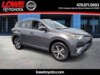 Used 2017 Toyota RAV4 XLE image 1