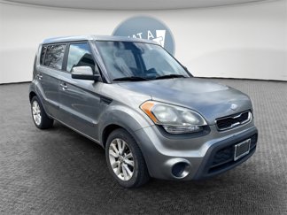 Used 2013 Kia Soul + w/ Audio Pkg image 1