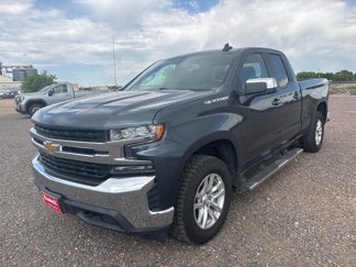 Used 2020 Chevrolet Silverado 1500 LT w/ Trailering Package image 1