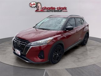 Used 2021 Nissan Kicks SR image 1