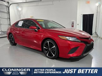 Used 2019 Toyota Camry XSE image 1