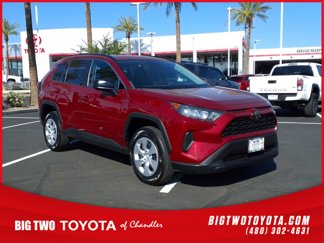 Used 2020 Toyota RAV4 LE image 1