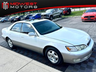 Used 1999 Lexus ES 330 image 1