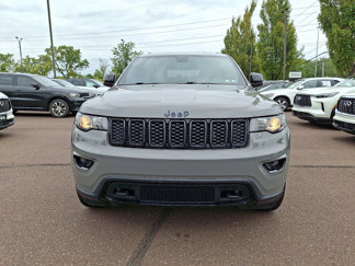 Used 2019 Jeep Grand Cherokee Laredo video 2