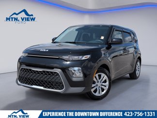 Used 2022 Kia Soul LX image 1