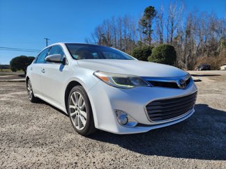 Used 2015 Toyota Avalon Limited image 1