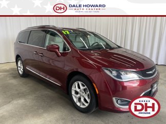 Used 2017 Chrysler Pacifica Touring-L Plus image 1