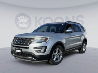 Used 2017 Ford Explorer XLT w/ Equipment Group 202A image 1