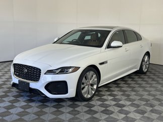 Used 2022 Jaguar XF R-Dynamic SE image 1