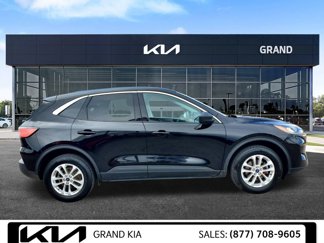 Used 2022 Ford Escape SE w/ Convenience Package image 1