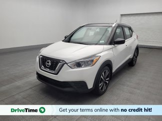 Used 2018 Nissan Kicks SV image 1