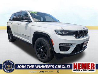 Used 2023 Jeep Grand Cherokee Limited image 1