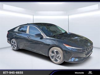 Used 2021 Hyundai Elantra Limited image 1