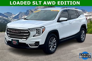 Used 2024 GMC Terrain SLT image 1