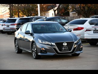 Used 2020 Nissan Altima 2.5 SL image 1