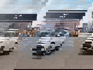 New 2025 Kia Soul LX image 1