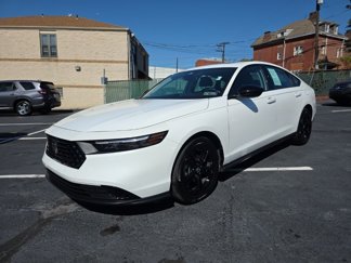 Used 2025 Honda Accord SE image 1