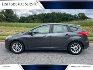 Used 2016 Ford Focus SE image 1