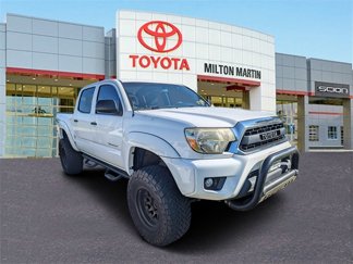 Used 2015 Toyota Tacoma 4x4 Double Cab image 1