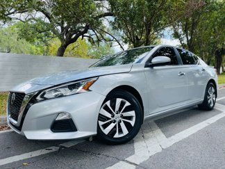 Used 2021 Nissan Altima 2.5 S image 1