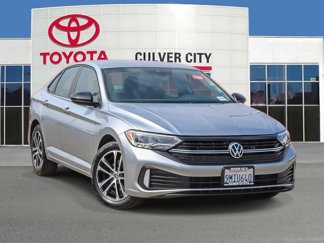 Used 2024 Volkswagen Jetta Sport image 1