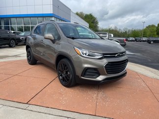 Used 2022 Chevrolet Trax LT w/ Sport Edition image 1